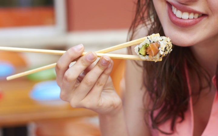 Eat In A Smaller Plate And Use Chopsticks