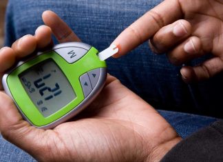 10 Simple Ways that Will Help You Avoid Diabetes Complications