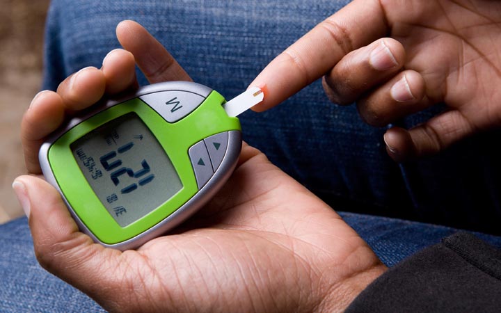 10 Simple Ways that Will Help You Avoid Diabetes Complications