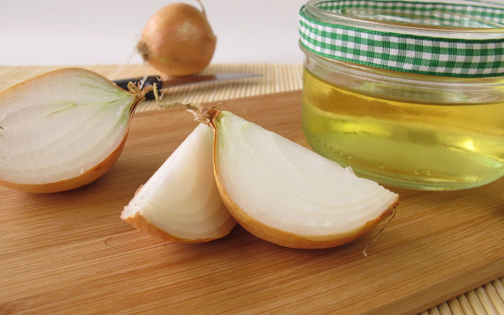 Onion Juice To Promote Hair Growth